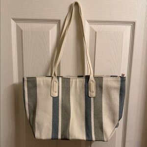Elegant Striped Tote Bag in Blue and Cream